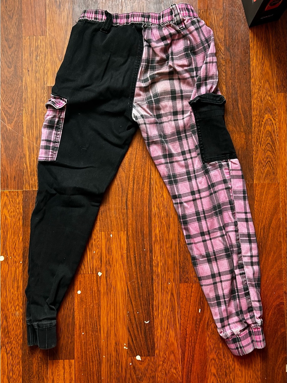 Hot Topic Pink Plaid and Black Two-Tone Cargo Joggers - Picture 2 of 5